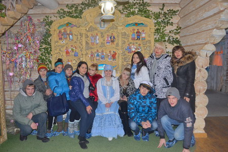 Студенты ИДО РМАТ на экскурсии в Костроме, 2011