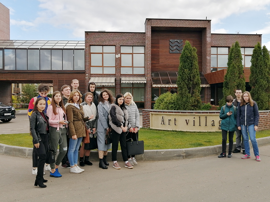 Студенты РМАТ в парк-отеле Art Village 4*