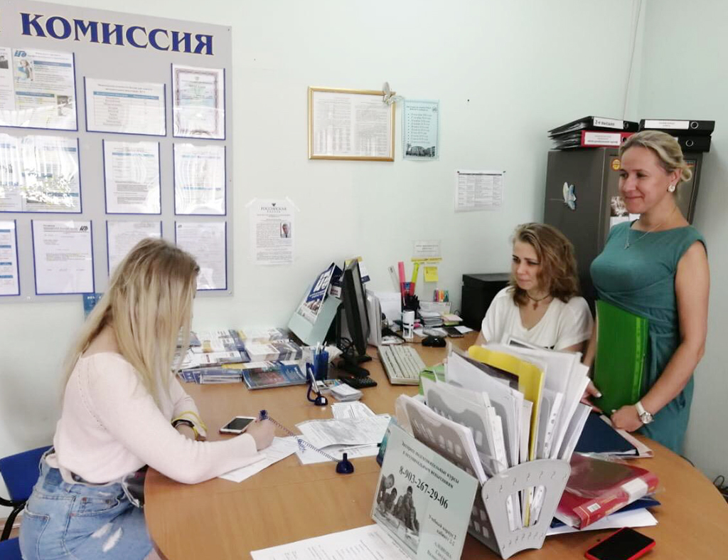 В РМАТ продолжается прием абитуриентов